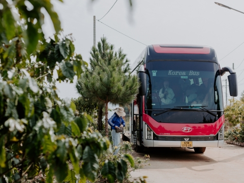 WAY TO SUCCESS TỔ CHỨC NGOẠI KHÓA  KHEN THƯỞNG CÁC HỌC SINH ĐẠT GIẢI CAO TRONG KỲ THI ĐÁNH GIÁ NĂNG LỰC (23-05-2025)