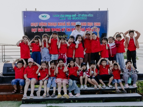 HOẠT ĐỘNG NGOẠI KHÓA 23/3- ĐỒI MÂY 2