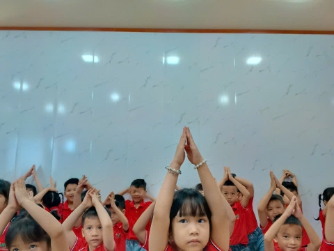 Cuộc thi Rung Chuông Vàng - Khối Tiền Tiểu Học và workshop mỹ thuật 'Gia đình yêu thương'