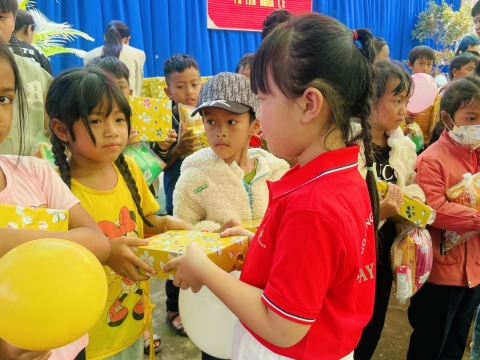 Họat động trải nghiệm ngày 3/8/2024